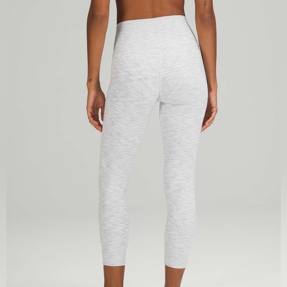 Lululemon Wunder Under High-Rise Crop 23" *Full-On Luxtreme Leggings - Picture 3 of 10